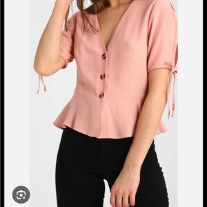 NWOT Top Shop Pink Blush Pendulum Puff Sleeve V-Neck Top Size 6.